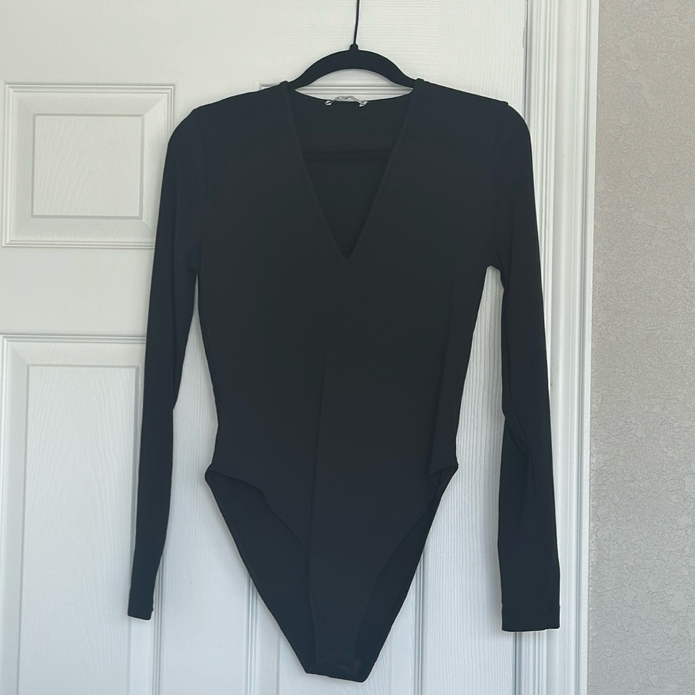 Zara Black V Neck Body Suit, Large
